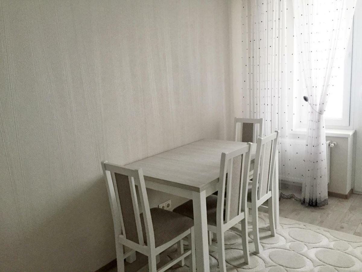 Center Apartment On Albisoara Street Chisináu Exterior foto