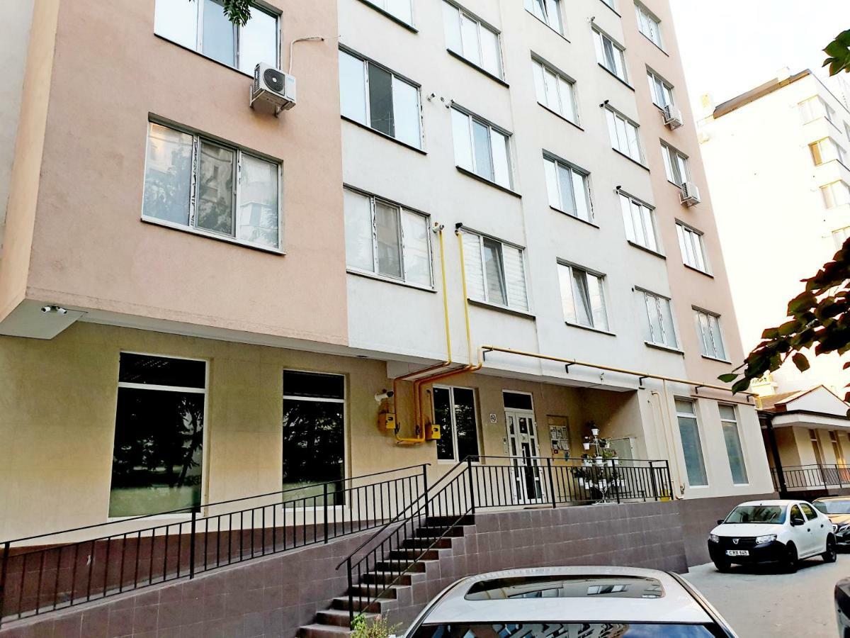 Center Apartment On Albisoara Street Chisináu Exterior foto